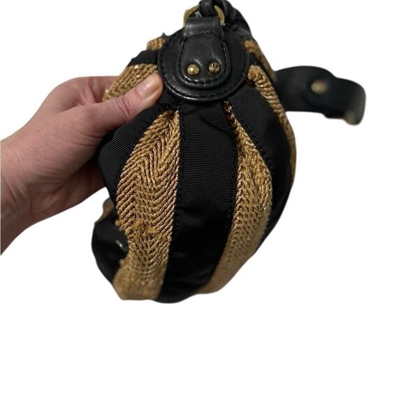 RARE Vintage Y2K Juicy Couture Black
PU and Straw barrel bag Crossbody